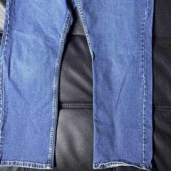 Wrangler Men's Bootcut Jeans Blue Denim Relaxed Fit Stretch 5-Pocket Size 40x32 - Picture 7 of 15